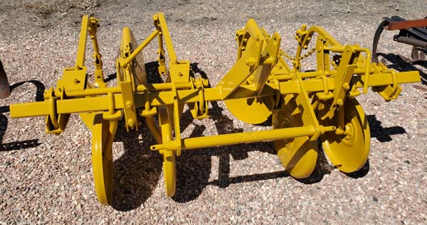 Used - 6 foot 2 Row cultivator